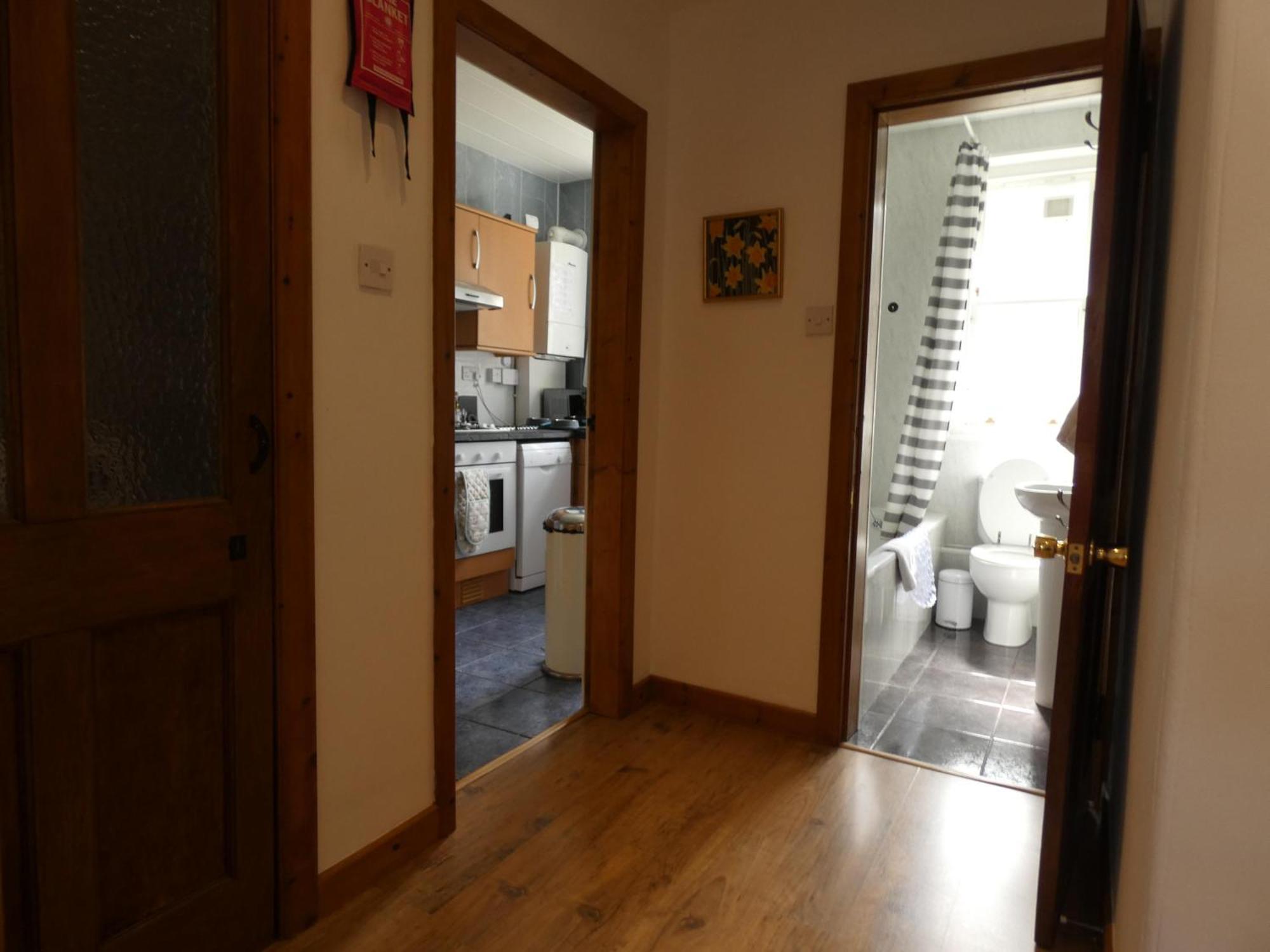 Central 2-Bed Flat In EDI Buitenkant foto