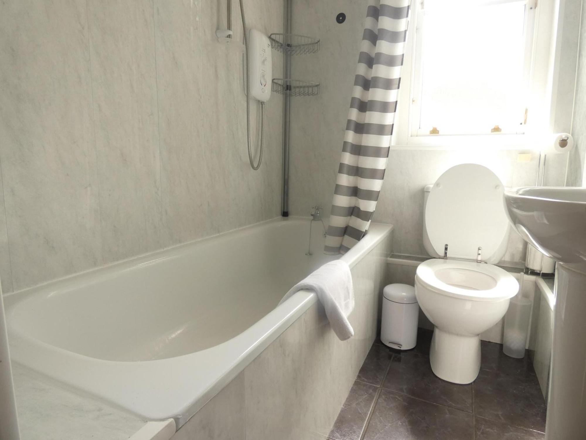 Central 2-Bed Flat In EDI Buitenkant foto