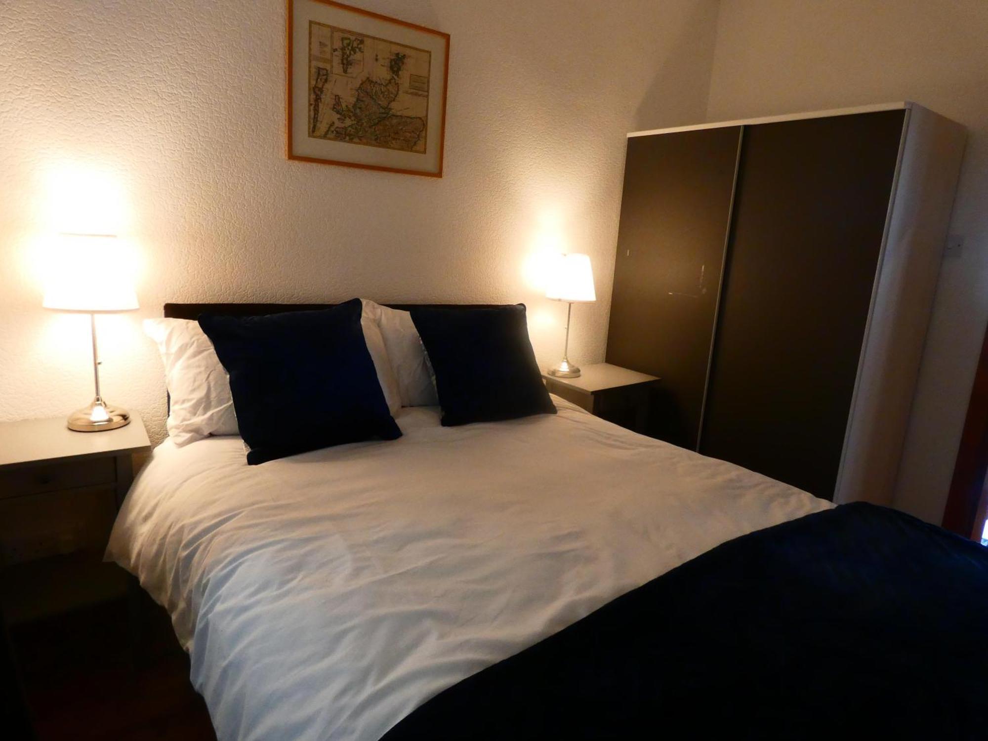 Central 2-Bed Flat In EDI Buitenkant foto
