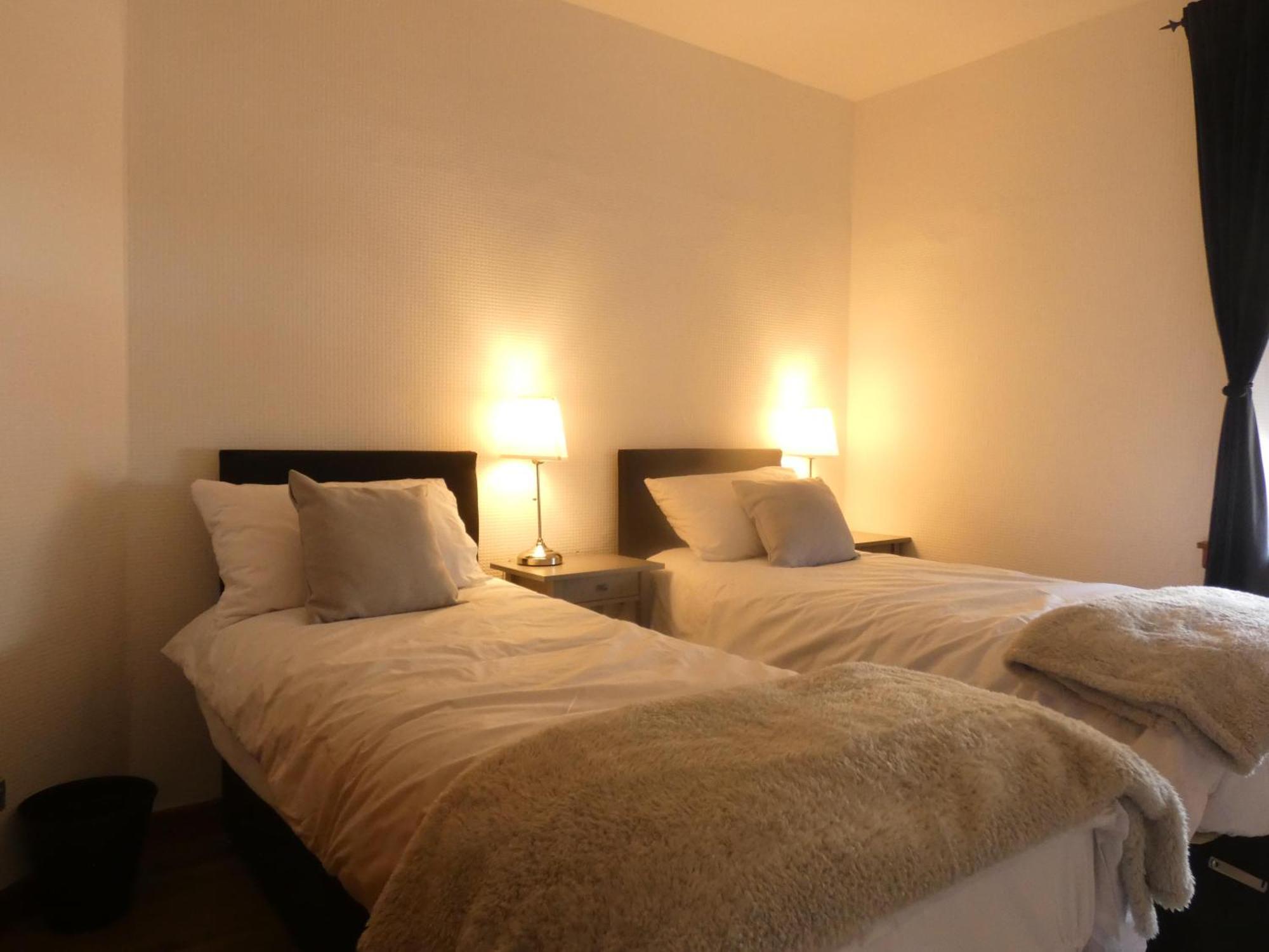 Central 2-Bed Flat In EDI Buitenkant foto