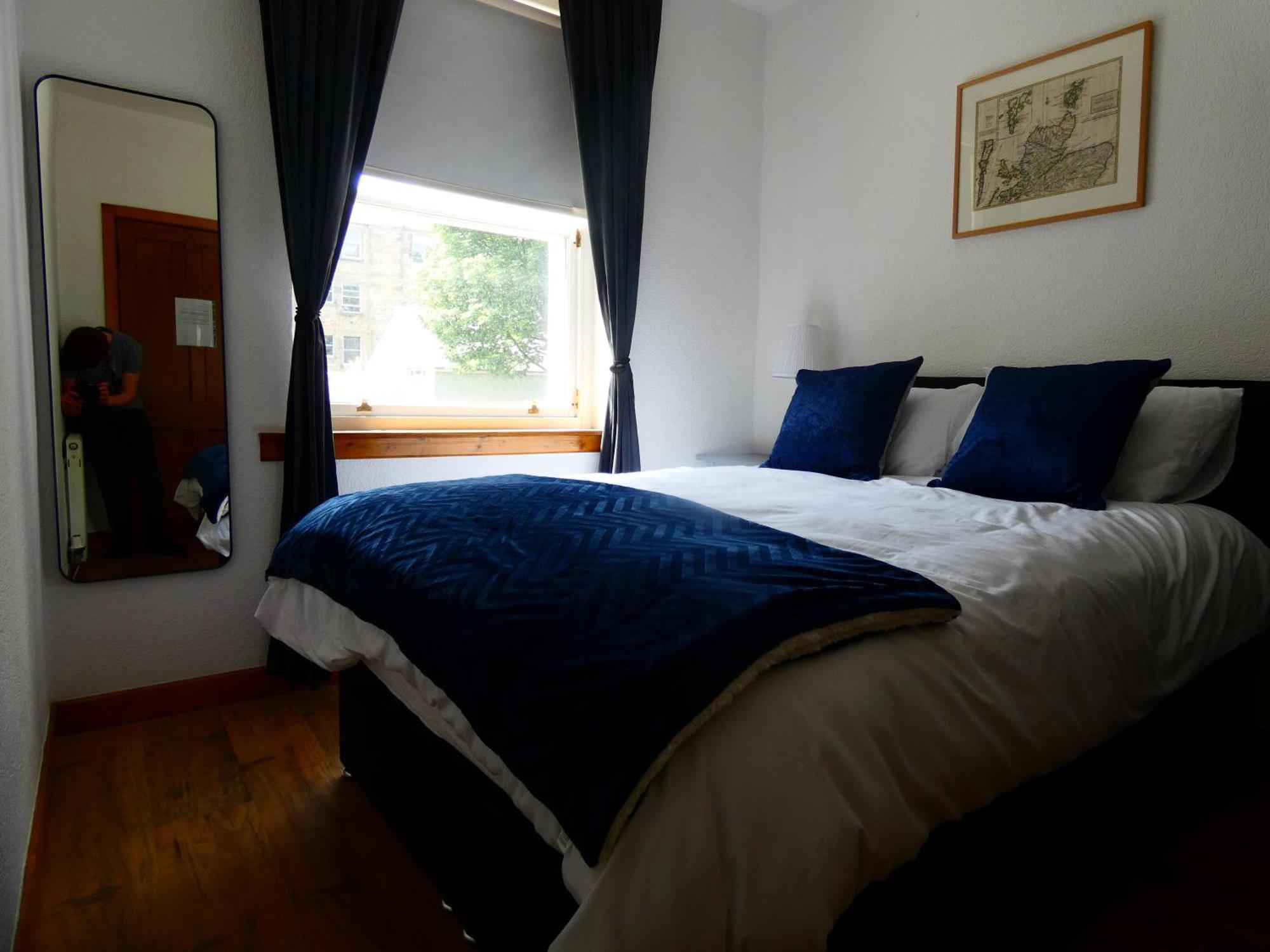 Central 2-Bed Flat In EDI Buitenkant foto